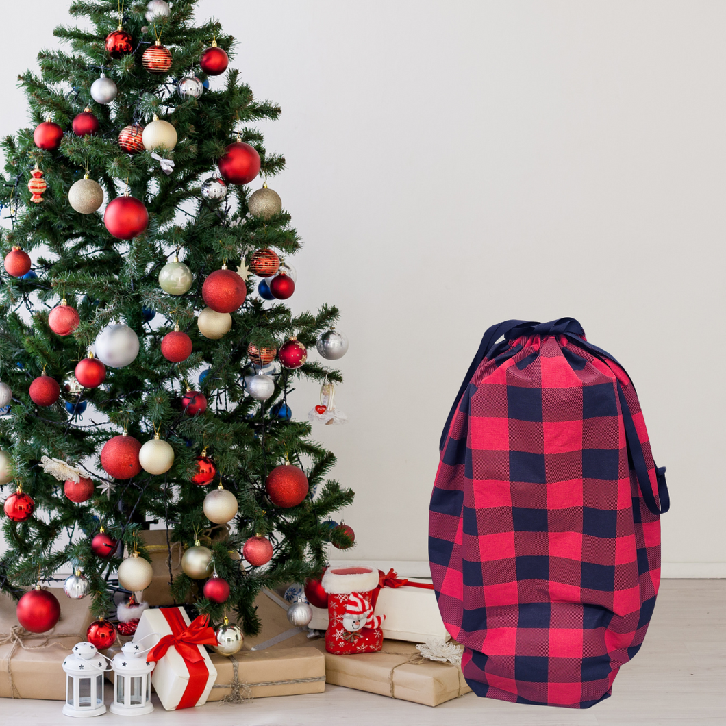 Make reusable gift wrapping a fun part of your holiday traditions.  This classic buffalo plaid print also makes a beautiful addition to your festive seasonal decor.  ﻿Perfect for delivering gifts to family celebrations or wrapping those oversized gifts that paper just can't handle.