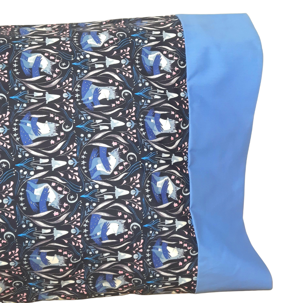 Brighten up your bedroom with a beautiful, soft pillowcase.  Standard size (20