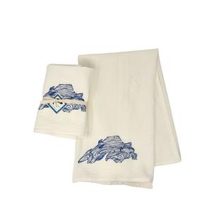 The perfect wedding, housewarming, or anytime gift.  Beautifully Hand Screen Printed Lake Superior Tea Towels from Washburn Wisconsin Artist Three Sisters Studio.