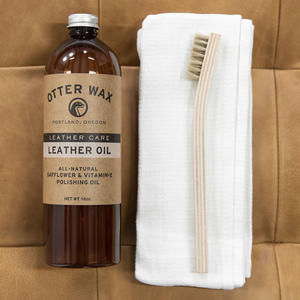 A super-soft, 100% cotton flannel cloth that is a great for buffing or applying waxes, creams, oils, and polish. 
