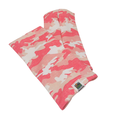 Snow Sleeve Wrist Gaiters keep wrists warm and dry so everyone can have more fun in the snow.